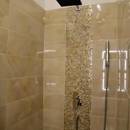 Oktogon Appartement Boedapest